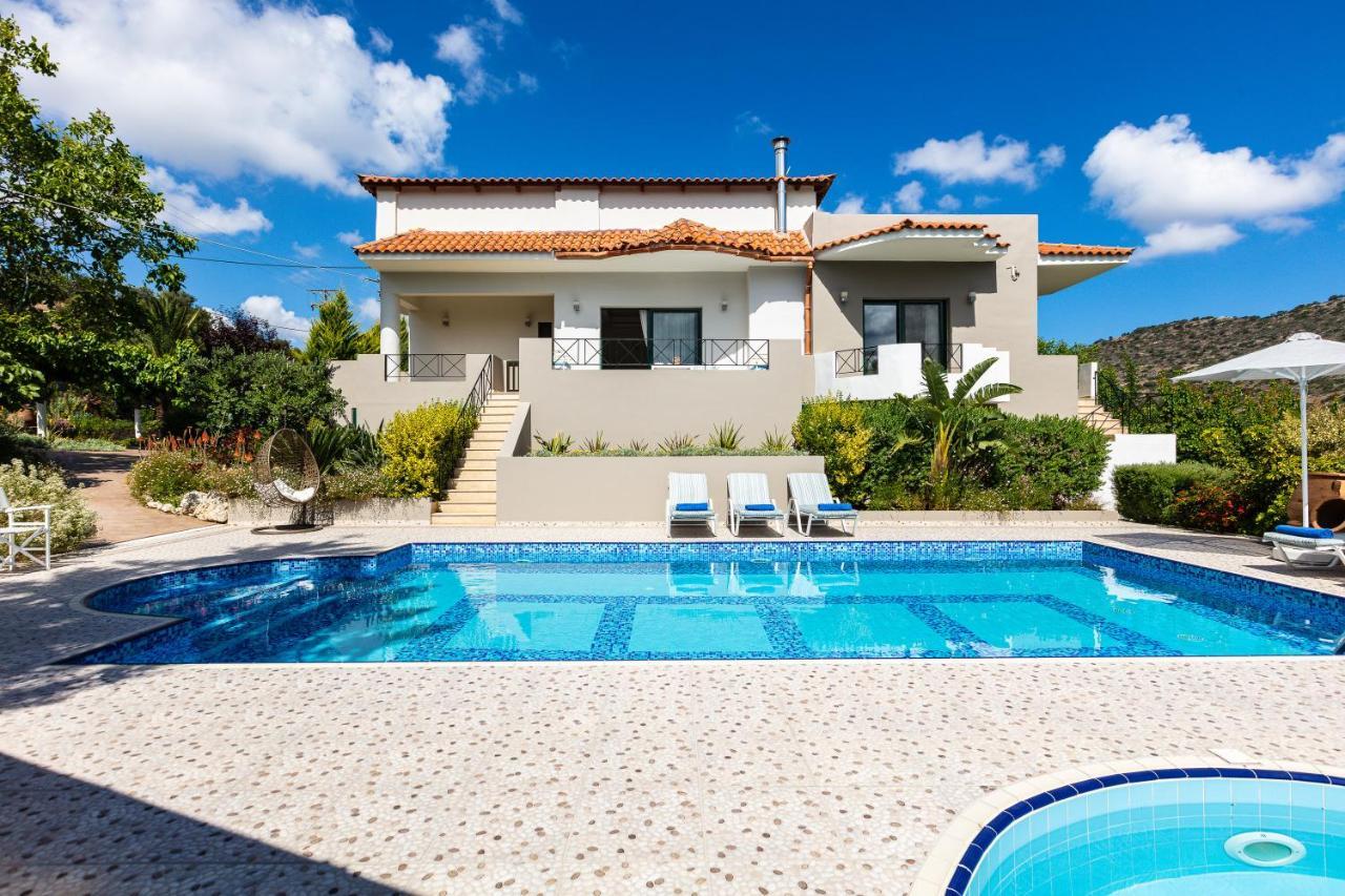 Alonia Villa, Refined Living With 50M2 Private Pool, By Thinkvilla Melidhónion 外观 照片