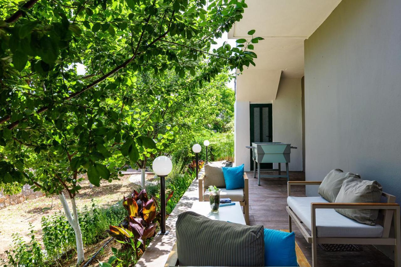 Alonia Villa, Refined Living With 50M2 Private Pool, By Thinkvilla Melidhónion 外观 照片